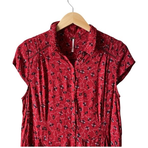 People Red Floral Combo Short Sleeves Romper Size M - Picture 9 of 12